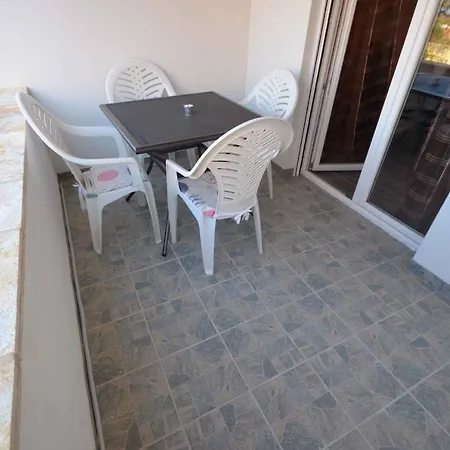 In - Insel 41242 Apartment